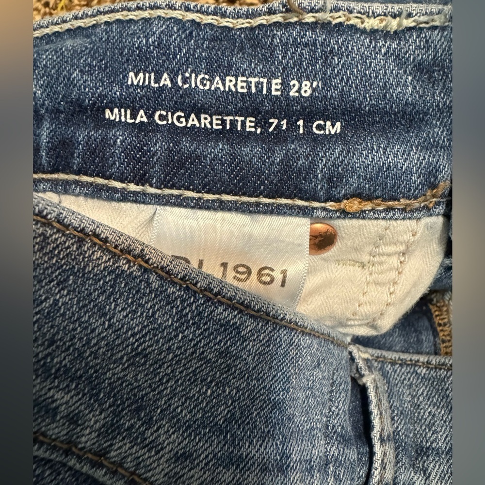 DL1961 The Mila Cigarette Jean 28” - Size 26 - Picture 5 of 6